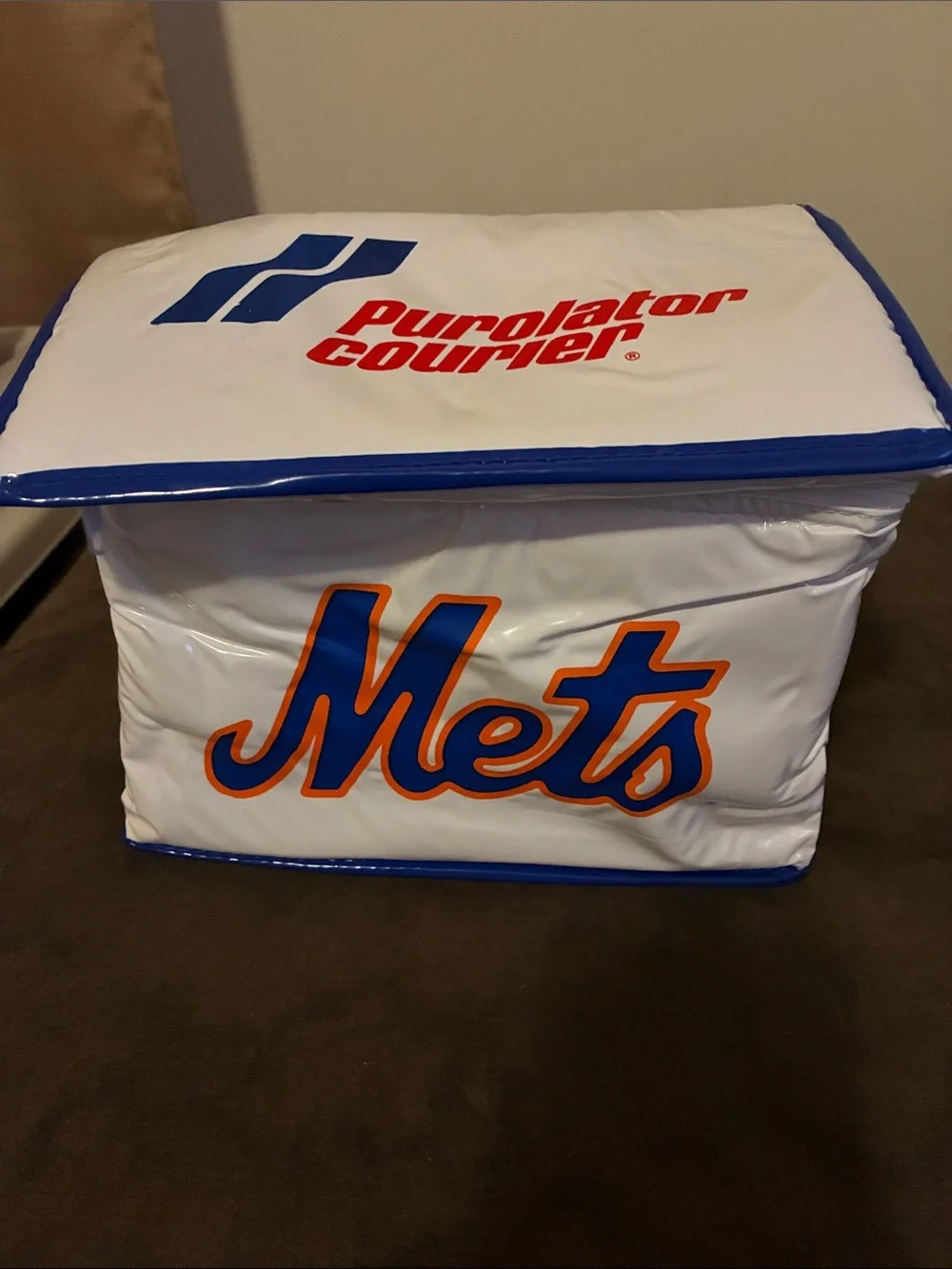 New York Mets Purolator Courier Zippered Six Pack Cooler Bag